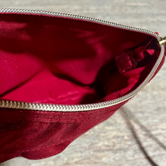 New Victoria’s Secret 4-Piece Heavenly Eau de Parfums, fragrance lotion, - Picture 13 of 16